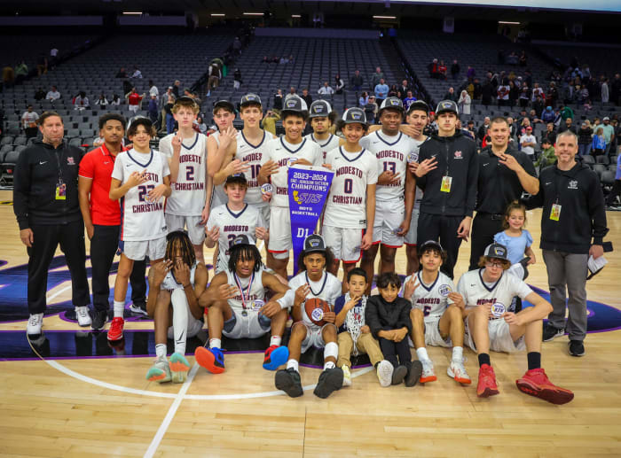 Modesto Christian 68, Lincoln 63 2024 SJS D1 title game 2 by Ralph Thompson 2-21-2024022120248 (2)